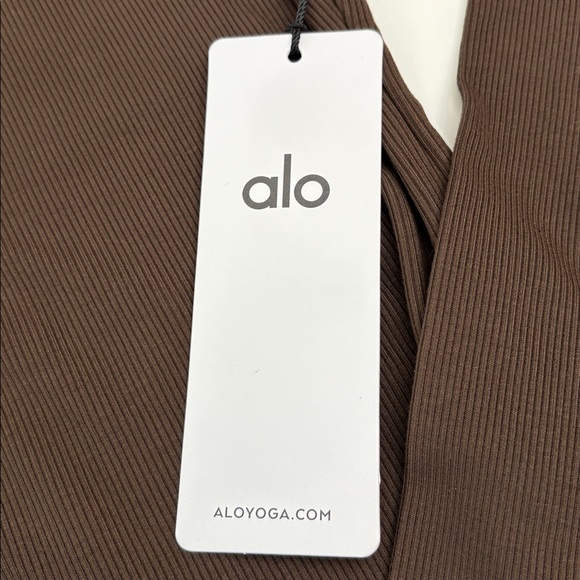 ALO Yoga Expresso Ribbed Modal Long Sleeve Size S (4-6) NWT - Picture 7 of 8
